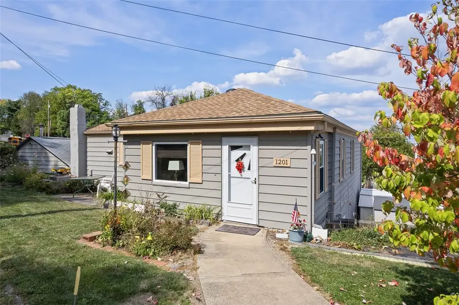 1201 Oakridge Rd, South Fayette, PA 15057 - Image #3