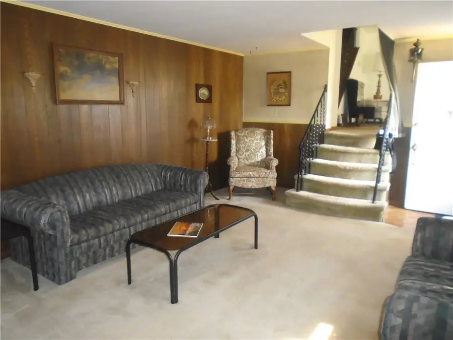 416 Duss Ave, Ambridge, PA 15003 - Image #3