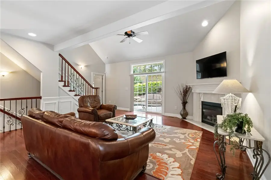 1737 Waterleaf Dr, Franklin Park, PA 15143 - Image #3