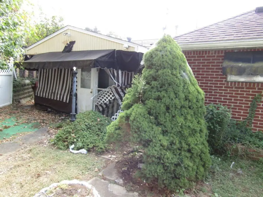 317 36th St, McKeesport, PA 15132 - Image #2