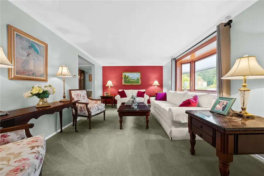 241 Castle Dr, West Mifflin, PA 15122 - Image #3