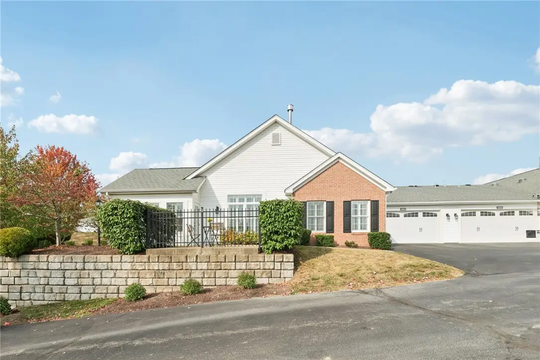 2102 Isleworth Lane, Cranberry Township, PA 16066 - Image #1