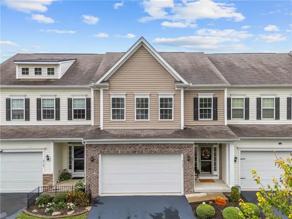 2121 Shawnee Dr, South Strabane, PA 15301