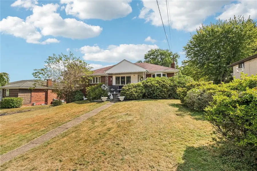 105 Parkwyn Dr, Elizabeth Township, PA 15037 - Image #2