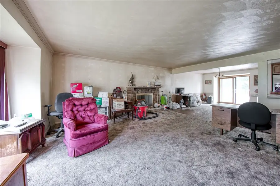 108 Ambleside Dr, Ross Township, PA 15237 - Image #2