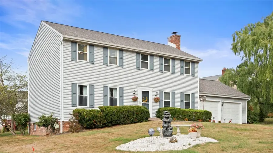 5096 Fountainwood Dr, Hampton, PA 15044 - Image #2