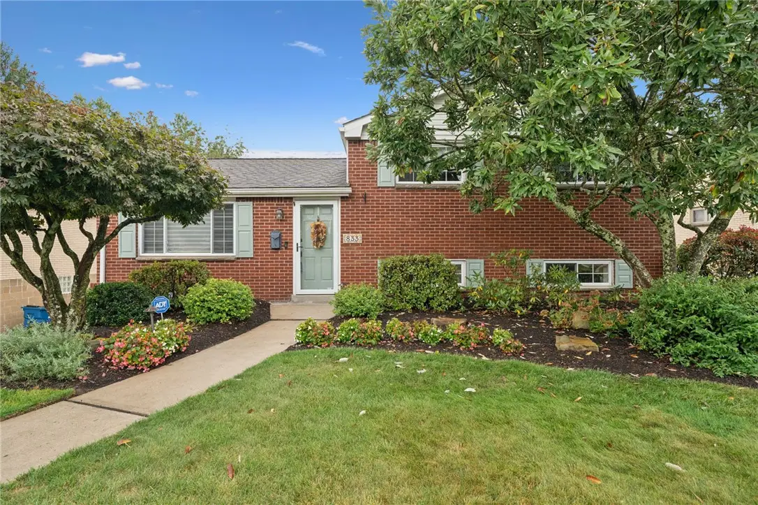 833 Macbeth Dr, Penn Hills, PA 15235 - Image #1