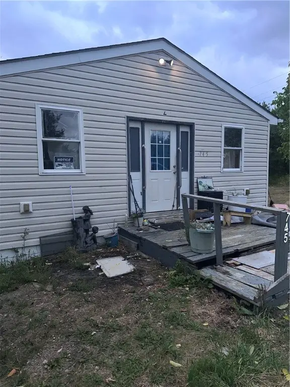 745 Fletcher Rd, Brighton Township, PA 15009 - #1