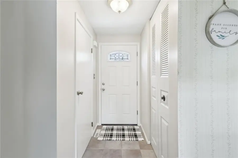 350 New World Dr, Jefferson Hills, PA 15025 - Image #3