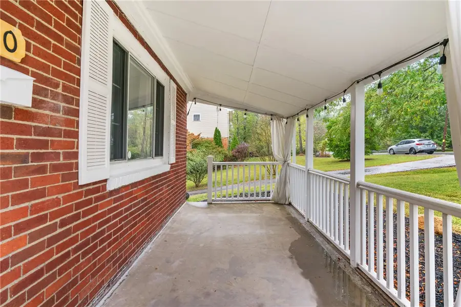 1150 Judy Ann Pl, McCandless, PA 15237 - Image #2