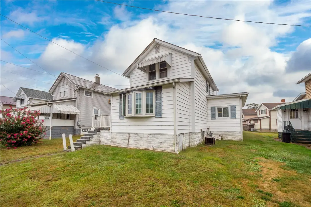 330 Main Street, Daisytown, PA 15358 - Image #1