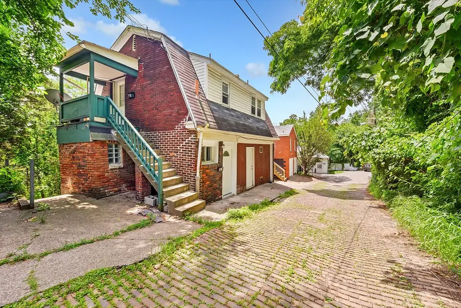 6206 Ira Way, Squirrel Hill, PA 15217 - Image #2