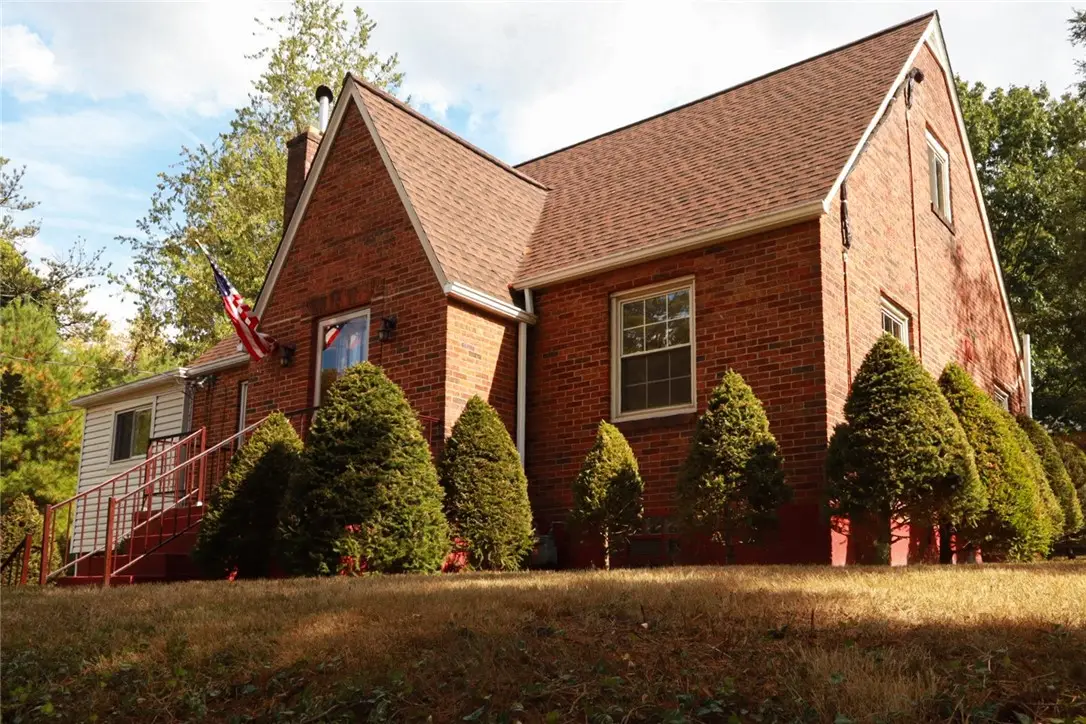 345 Siebert Rd, Ross Township, PA 15237 - Image #1