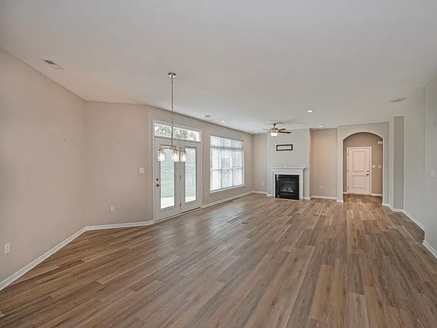 4252 Hawthorn Drive, South Park, PA 15129 - Image #3