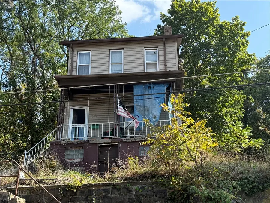 421 Belonda St, Mount Washington, PA 15211 - Image #2