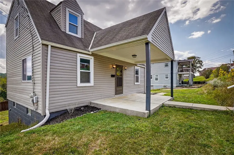 208 Fairmont Street, McDonald, PA 15057 - Image #2