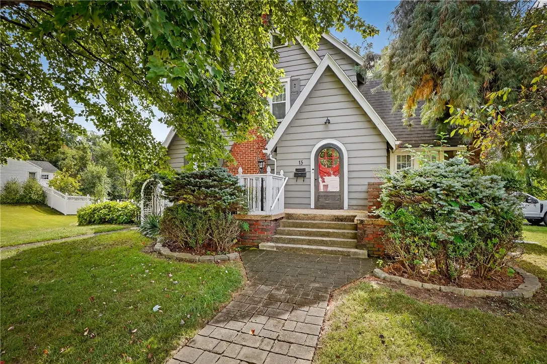 15 W Garfield Ave, New Castle, PA 16105 - Image #1