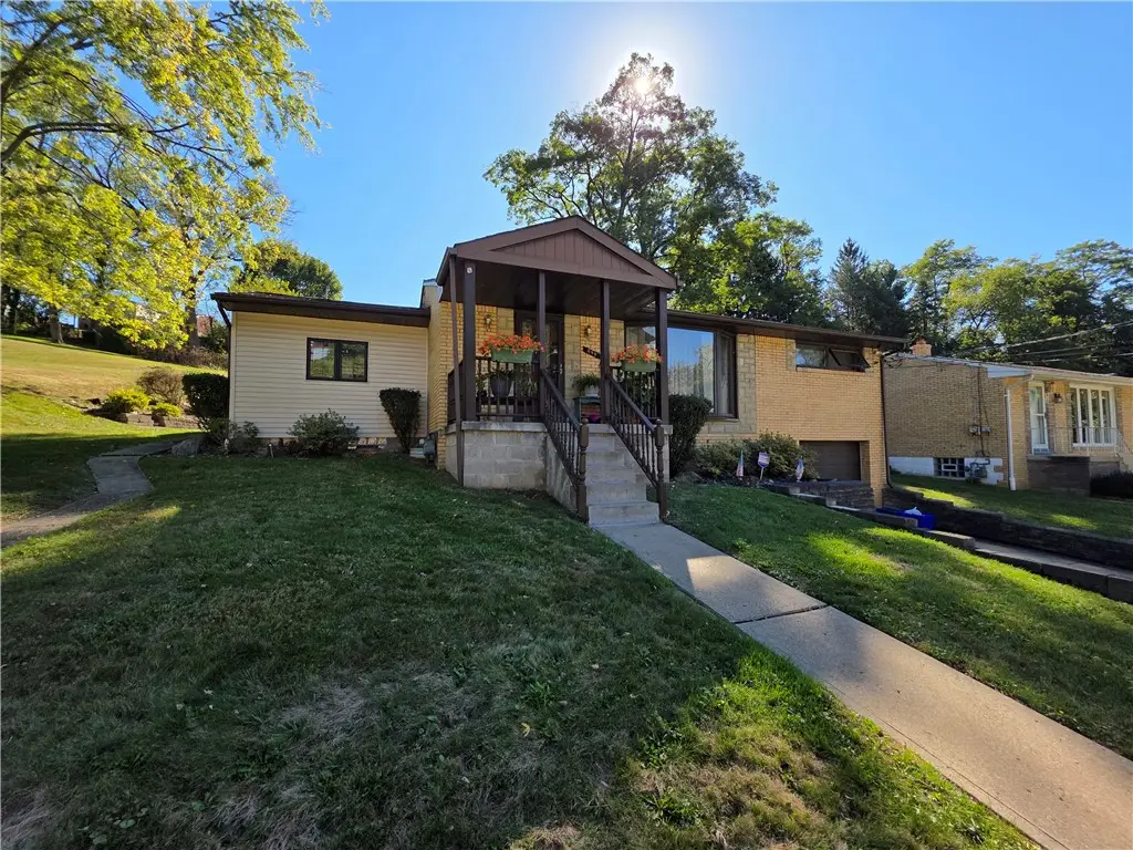 444 Spring Valley Rd, West Mifflin, PA 15122 - Image #1