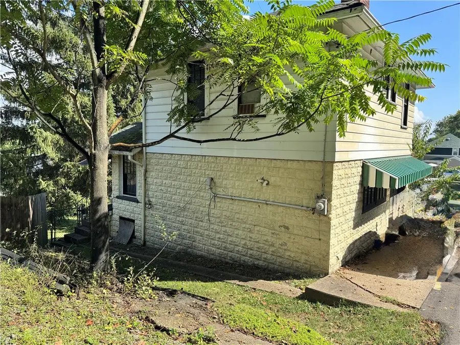 730 Hiland Ave, Coraopolis, PA 15108 - Image #3