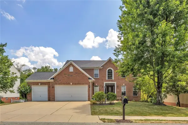 405 Mallard Dr, Cranberry Twp, PA 16066