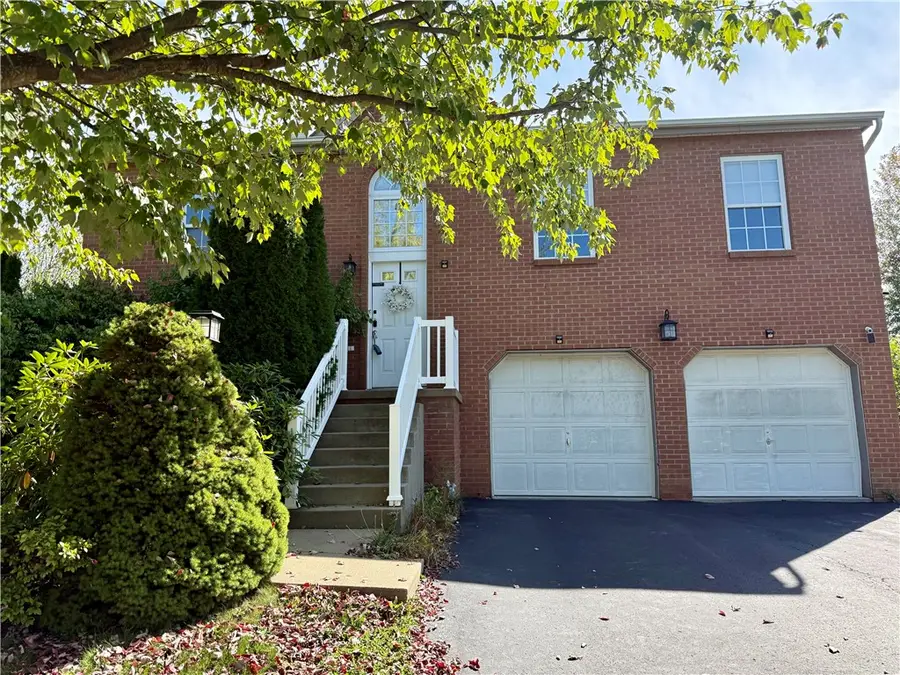 111 Aspen Dr, Brighton Township, PA 15009 - Image #2