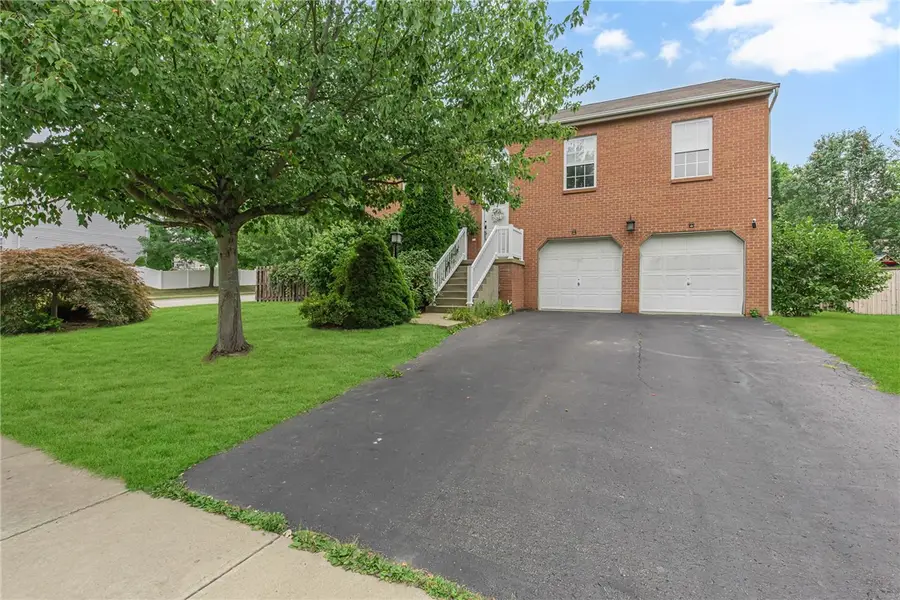 111 Aspen Dr, Brighton Township, PA 15009 - Image #3