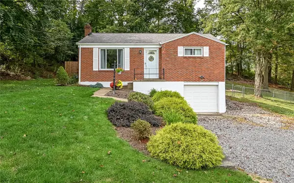 2524 Royal View Dr, Hampton, PA 15101
