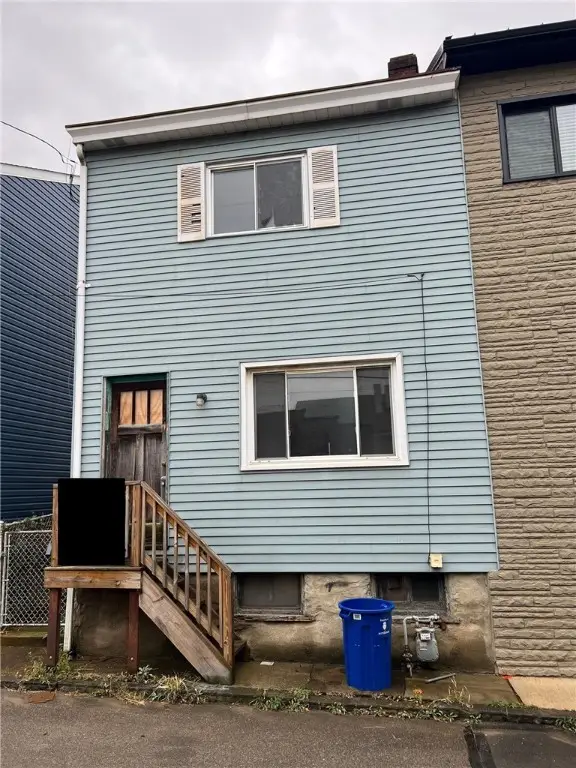 5404 Natrona Way, Lawrenceville, PA 15201