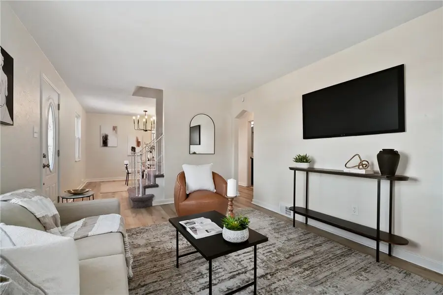 3593 Middleboro Rd, Castle Shannon, PA 15234 - #3