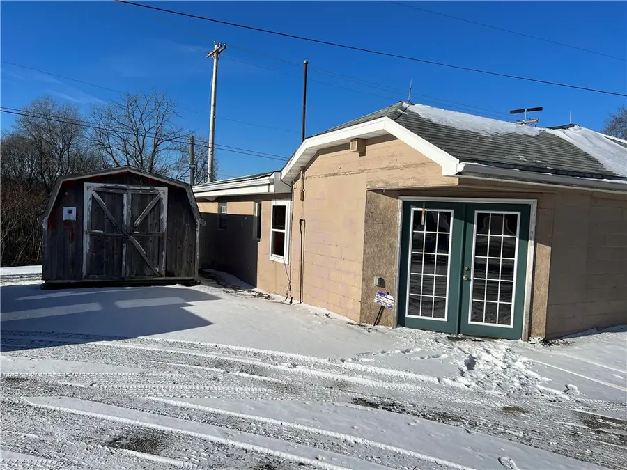 606 Georgetown Rd, Deer Creek, PA 16130 - Image #2