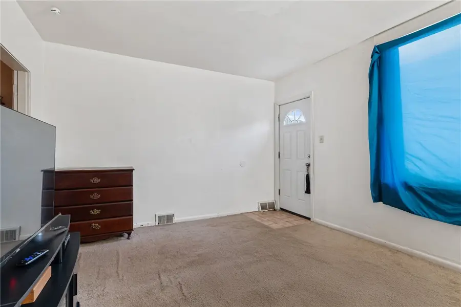 969 5th Avenue, East McKeesport, PA 15035 - Image #3