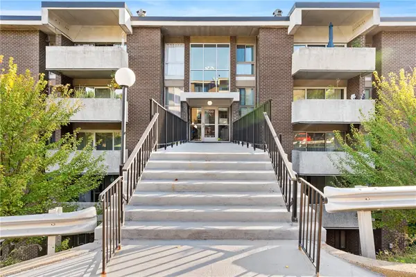 4404 Charlemagne Cir, Ross Twp, PA 15237