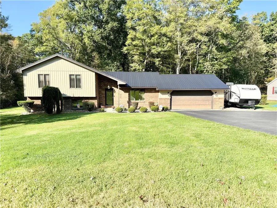 467 Old Pulaski Rd, Neshannock Township, PA 16105 - Image #2