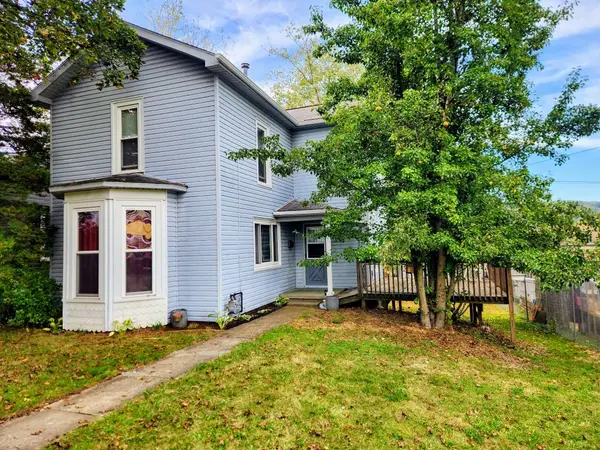 104 W 6th St, Oil City, PA 16301