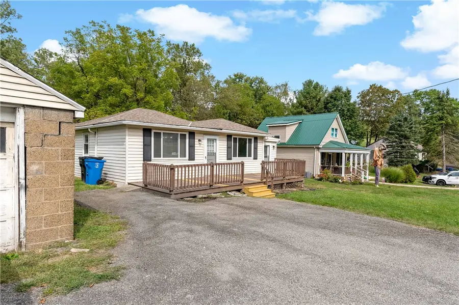 255 Broadlawn Dr, Elizabeth Township, PA 15037 - Image #3