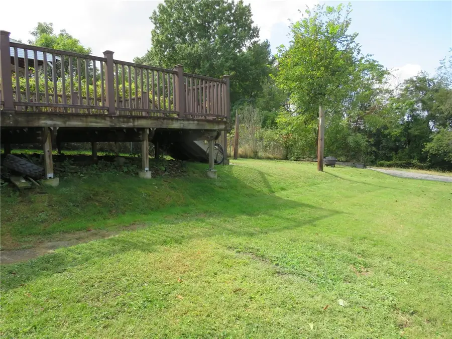 533 Mccully St, White Oak, PA 15131 - Image #3