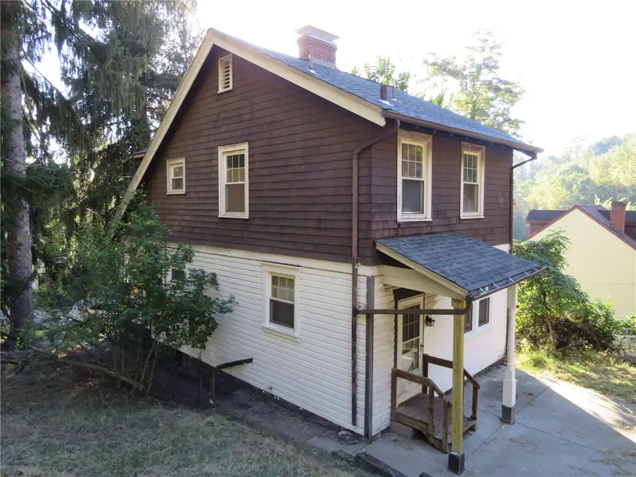 2349 Hazelton St, Pittsburgh, PA 15214 - Image #3