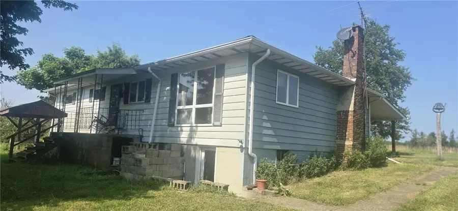 2280 Garretts Run Rd, Burrell, PA 16226 - Image #2