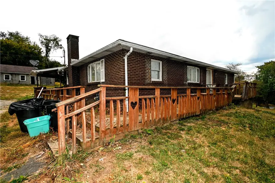 600 Dry Hill Rd, Connellsville, PA 15425 - Image #2