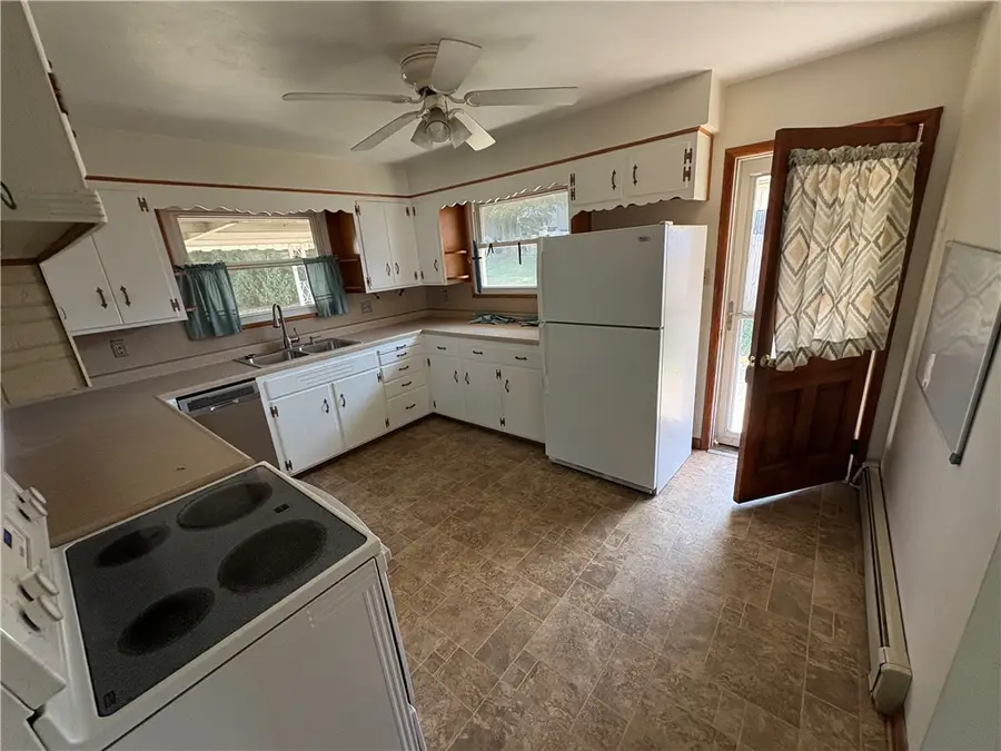 335 Hancock St, Clymer, PA 15728 - Image #3