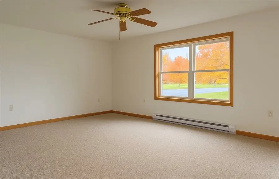 7 Staffordshire Dr, Pine, PA 16127 - Image #2