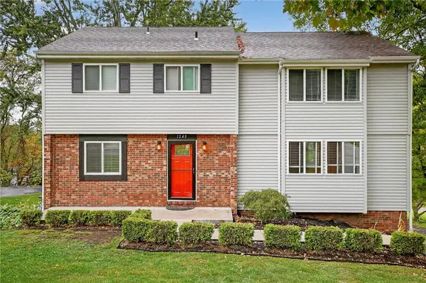 1240 Manor Drive, Upper St Clair, PA 15241