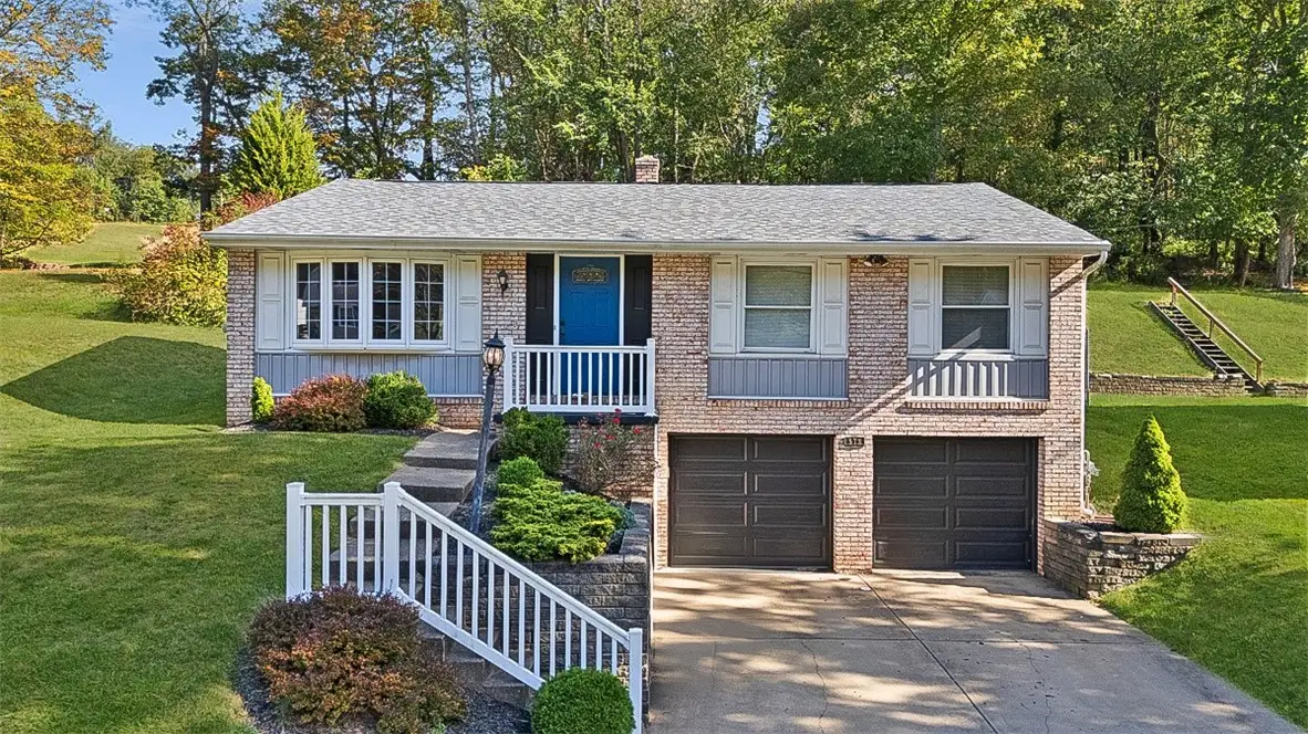 573 Clifton Rd, Bethel Park, PA 15102 - Image #1