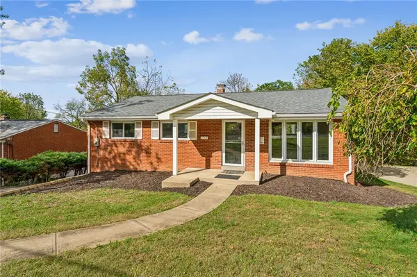 210 Parkedge Rd, Green Tree, PA 15220