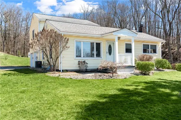 1245 Mars Evans City Road, Evans City Boro, PA 16033