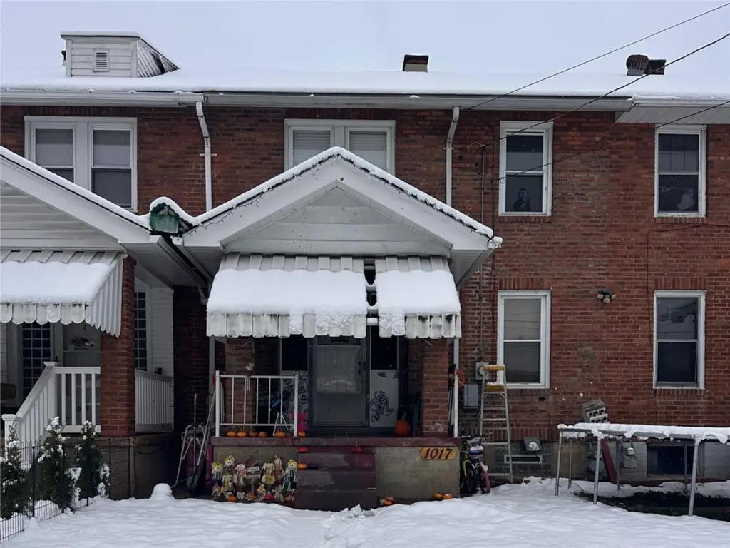 1017 Pennsylvania Ave, Clairton, PA 15025 - Image #1