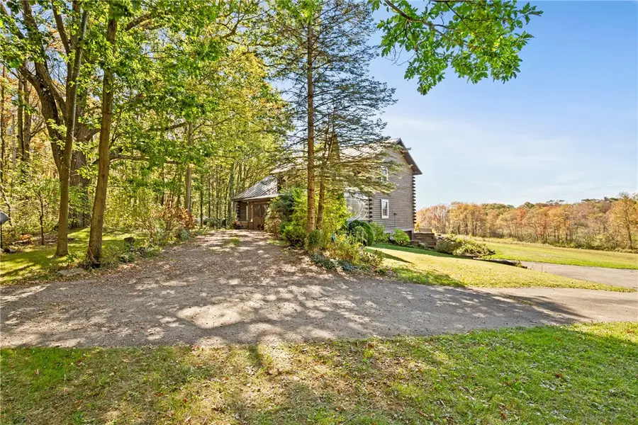 164 Black Bear Run, Stonycreek, PA 15530 - Image #2