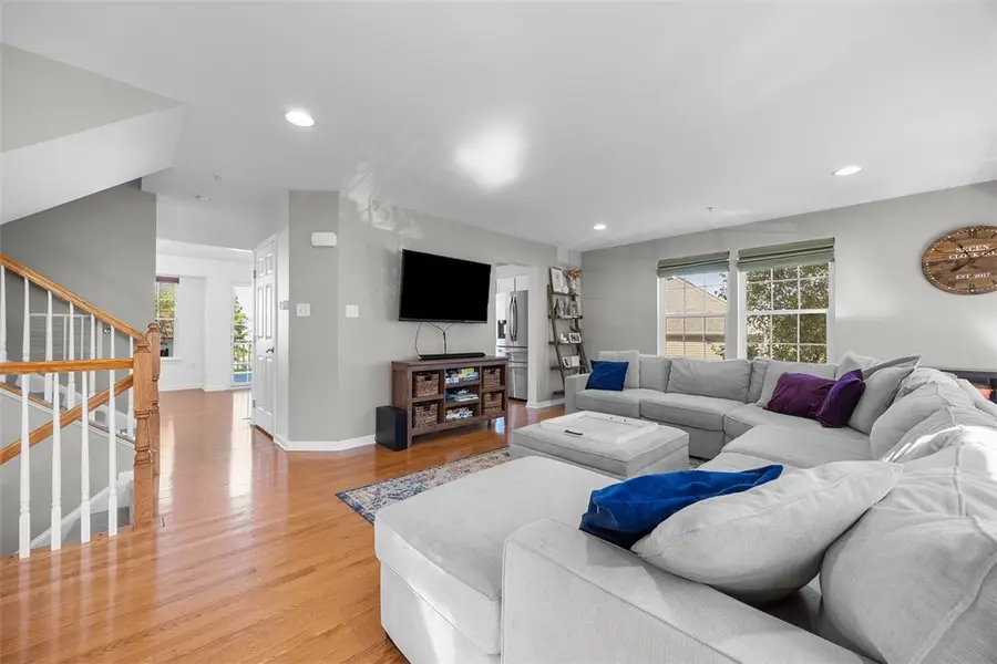 135 Kensington Dr, Ohio, PA 15237 - Image #3