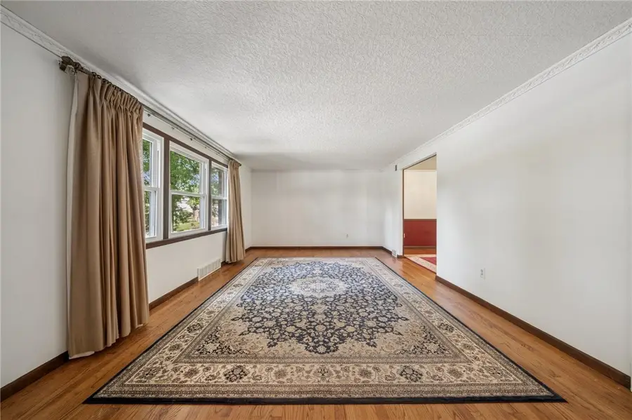 9261 Douglas Fir Dr, Plum, PA 15239 - Image #3