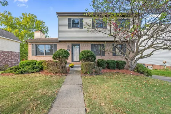 217 Sycamore Ridge Dr, Springdale Twp, PA 15144